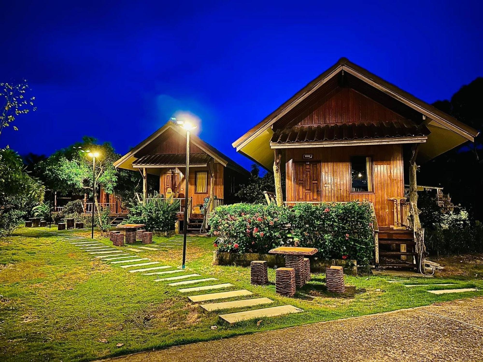 Bann Klong Jao Homestay Ko Kut Exteriör bild