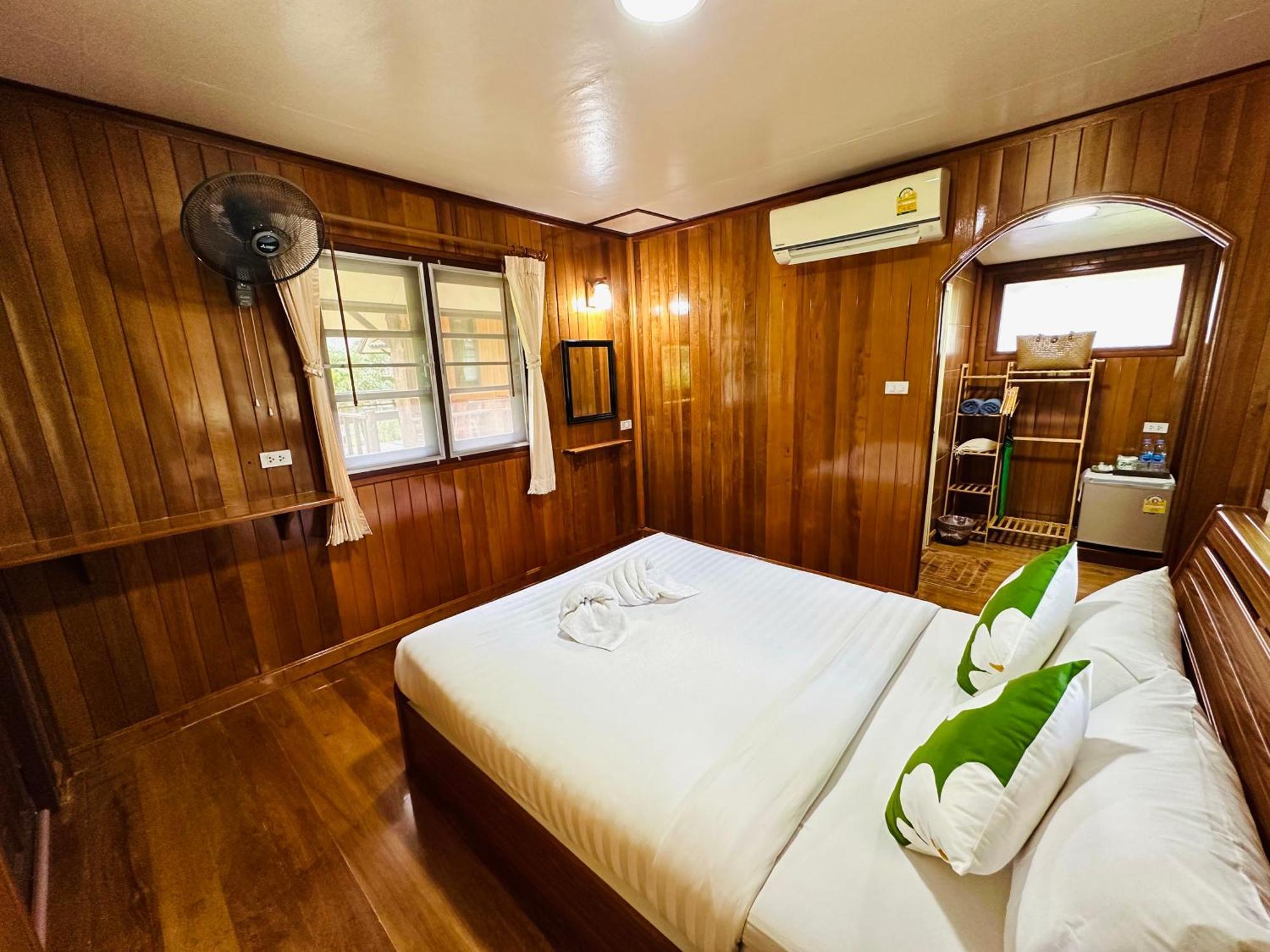 Bann Klong Jao Homestay Ko Kut Exteriör bild